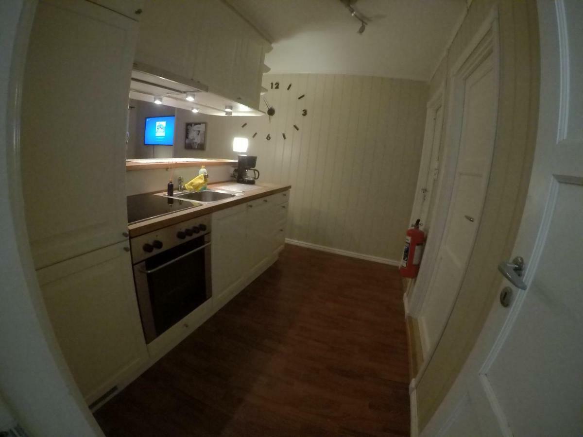 Apartment Near The Airport Tromso Exterior photo